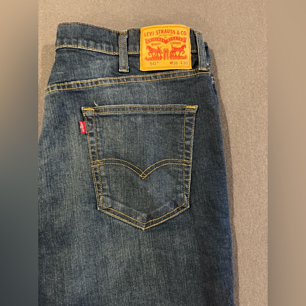 Levi Strauss & Co Men’s Jeans W38 L25 Hemmed Dark Wash Denim - Picture 5 of 10
